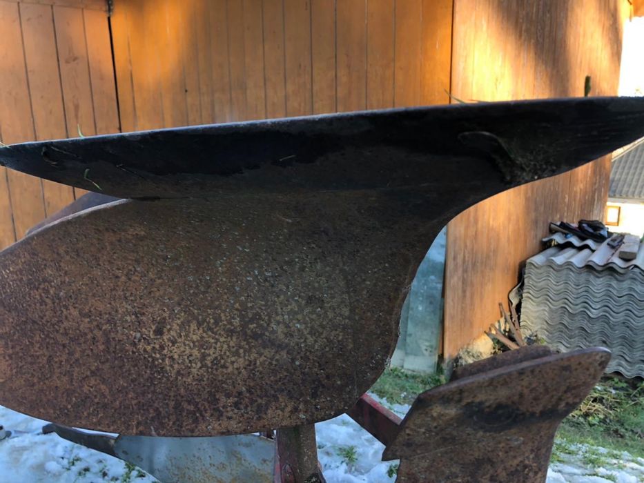 Плуг 2 Корпусний оборотний