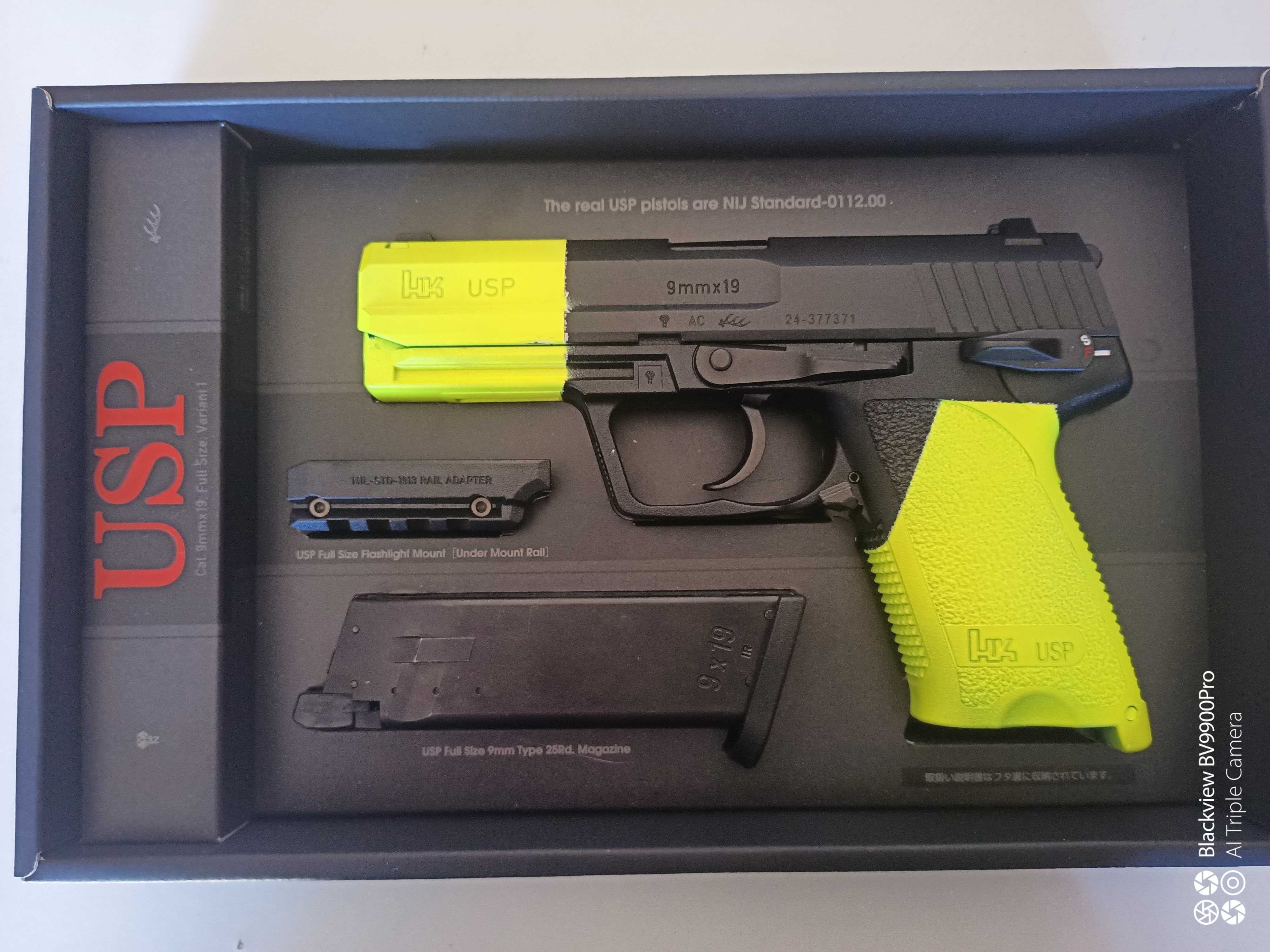 Tokyo Marui USP9 com 3 mags