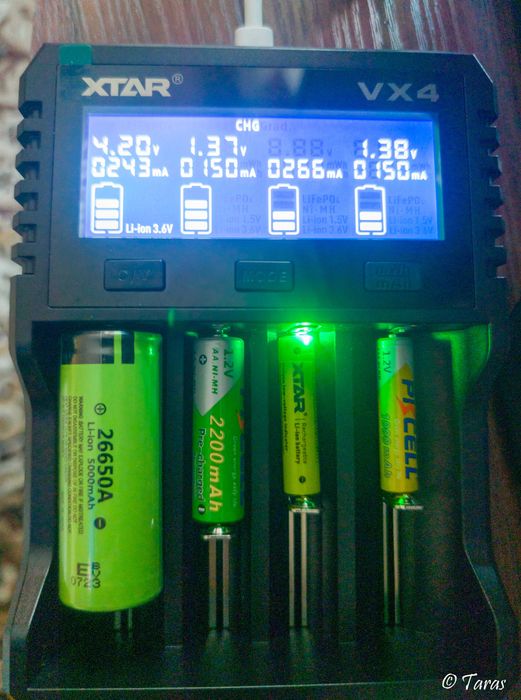 зарядний пристрій xtar vx4 lifepo li iion 18650 aa aaa