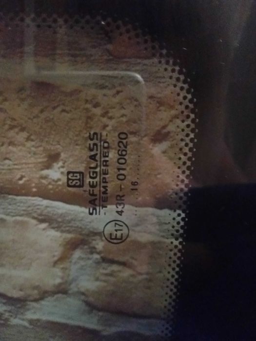 Стекло заднее большое