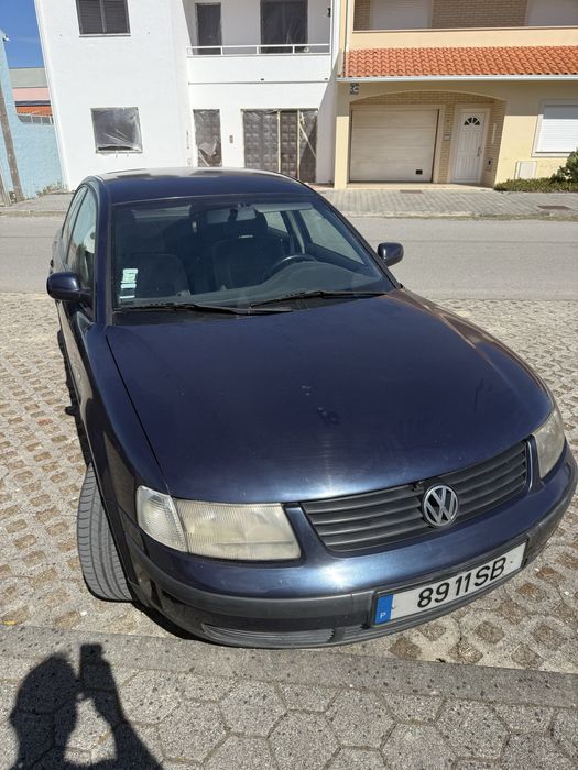 VENDO PASSAT 1.9TDI