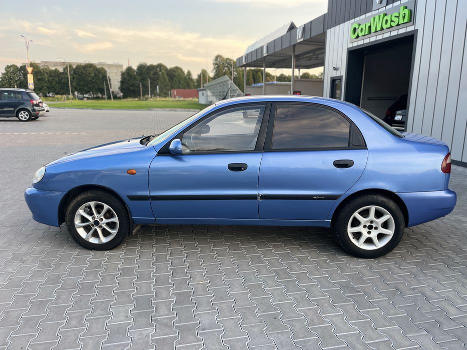Daewoo lanos 2006 рік 1,5 бенз