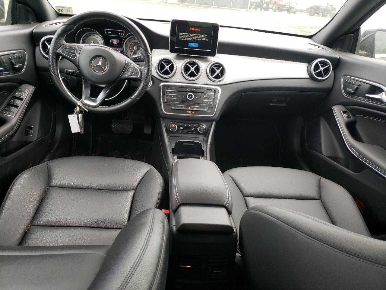 Mercedes-Benz CLA 250 4matic 2015