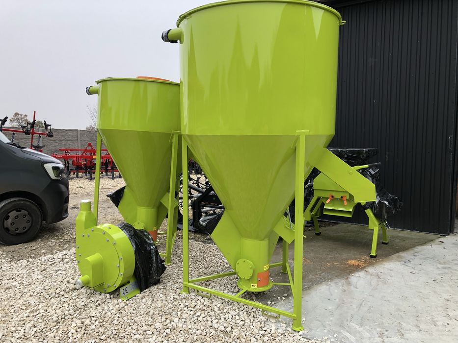 Mieszalnik Pasz ADRAF Śrutownik Ssąco-tłoczący Zestawy Paszowe ślimak