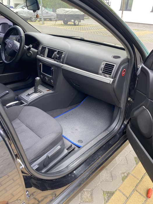 Продам Opel Signum