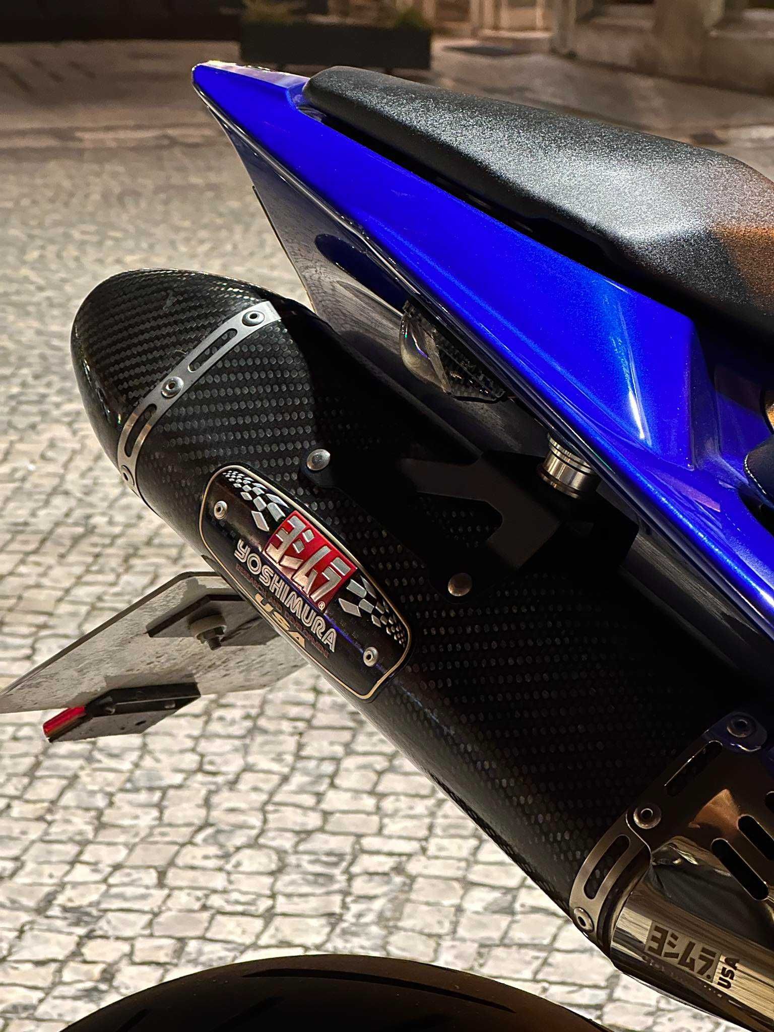 Yamaha YZF R1 2011 Crossplane