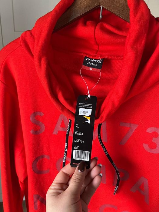 Nowa z metkami czerwona męska bluza z kominem rozmiar XL marki Sam 73