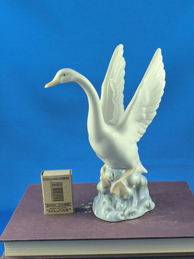 Łabędź Nao by Lladro Hiszpania #porcelana #ptak #ozdoba