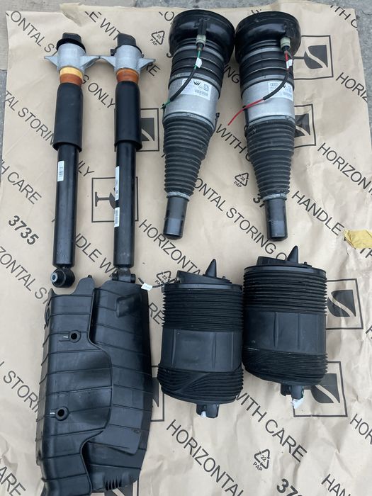 Амортизатор Audi E-Tron