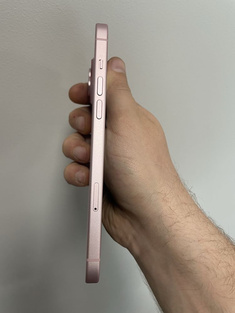 iPhone 15+ Pink iCloud