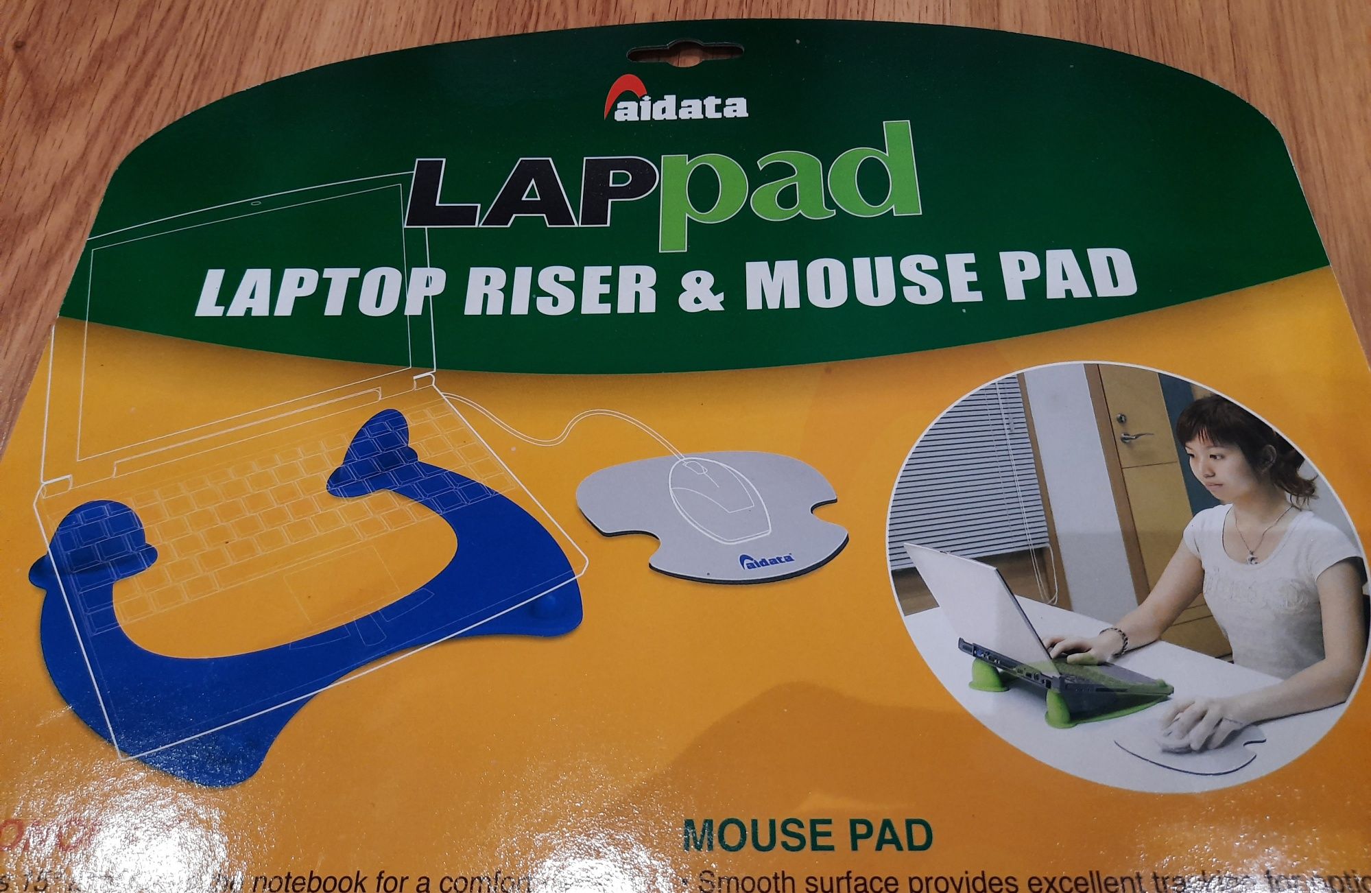 Комплект подставка для ноутбука и коврик для мышки Aidata NC003B новый