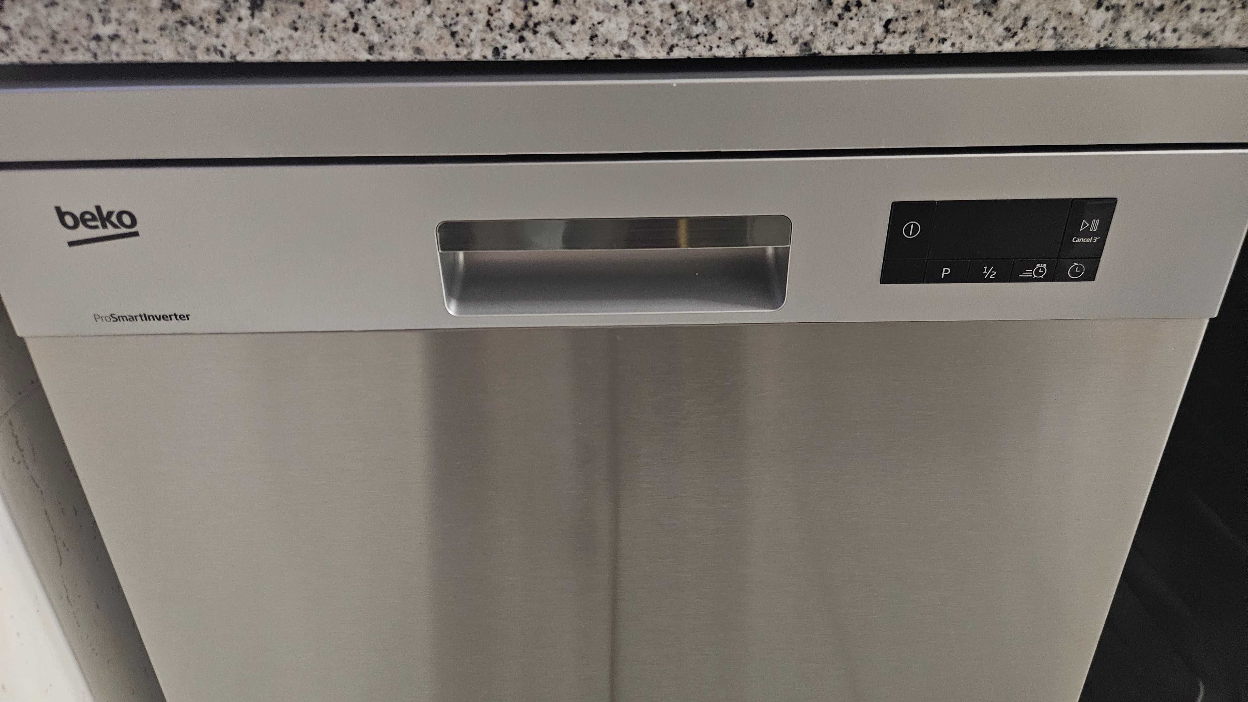 Máquina Lavar Loiça Beko