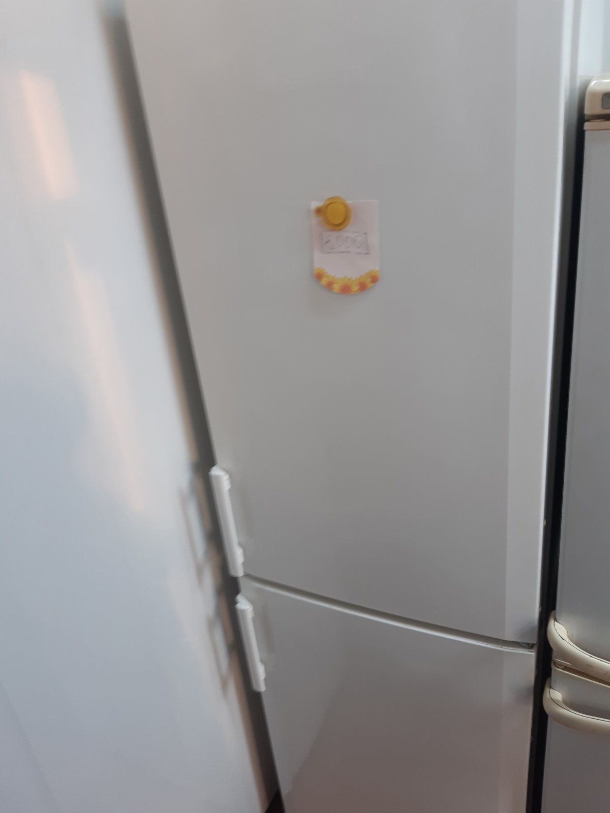 Холодильник, Склад. Доставка