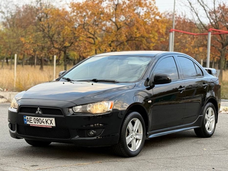 Mitsubishi Lancer X 2.0 автомат!