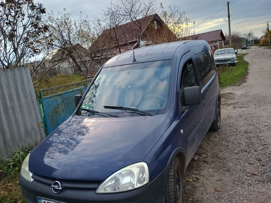 Опель комбо 1.4 бензин, газ 2008 року