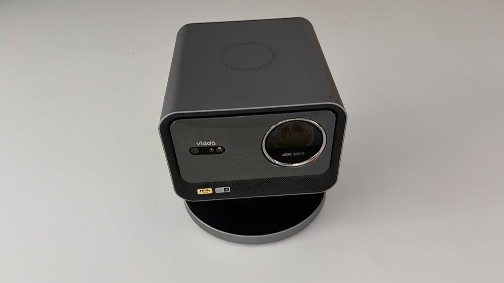 Hisense Projetor C3 Pro 4K Tri-color Laser  2800 CVIA