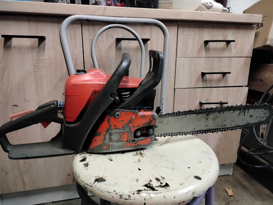 Sprzedam piłę OLEOMAC 947