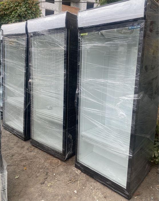 Холодильна вітрина Холодильний шкаф Барний холодильник Ларь морозилка