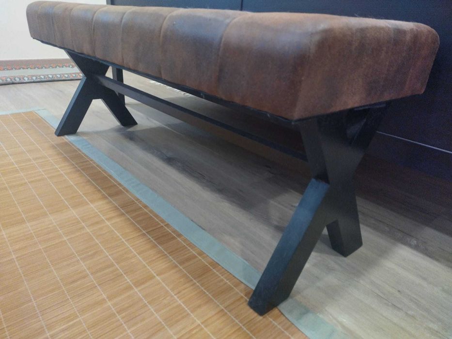 Banqueta castanha
