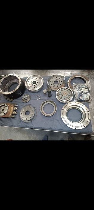 Naprawa pomp i silników hydraulicznych