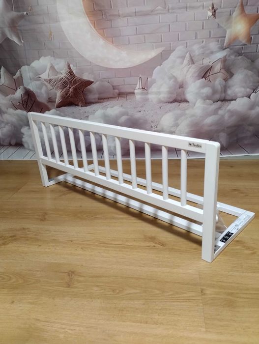 Barierka zabezpieczająca do łóżka składana Pinolino 90 cm drewniana
