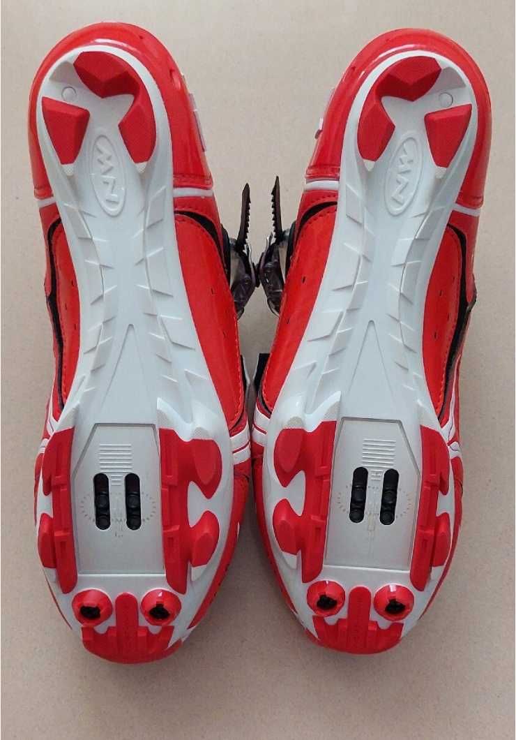 Northwave Striker MTB R44, UK 10, US 11 - Nowe - Czerwone