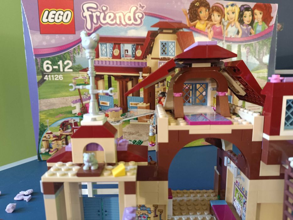 LEGO Friends 41126 Stajnia klub jeździecki Heartlake 100% kompletne!