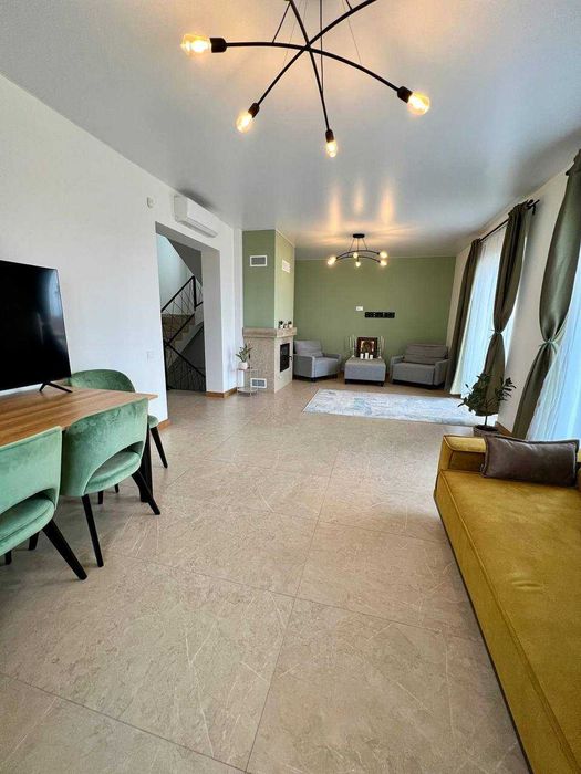 Продаж 2-поверхового будинку в Сололнці