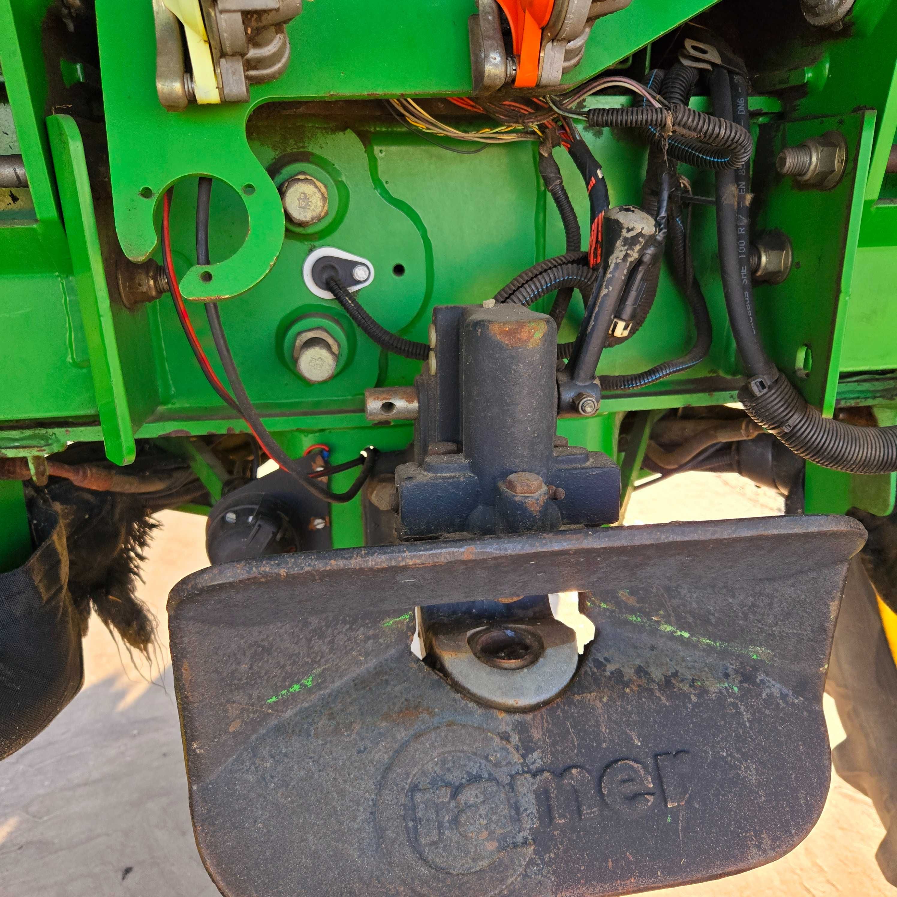 Самохідний обприскувач john deere 5430i