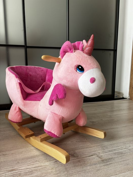 Дитяче крісло-гойдалка