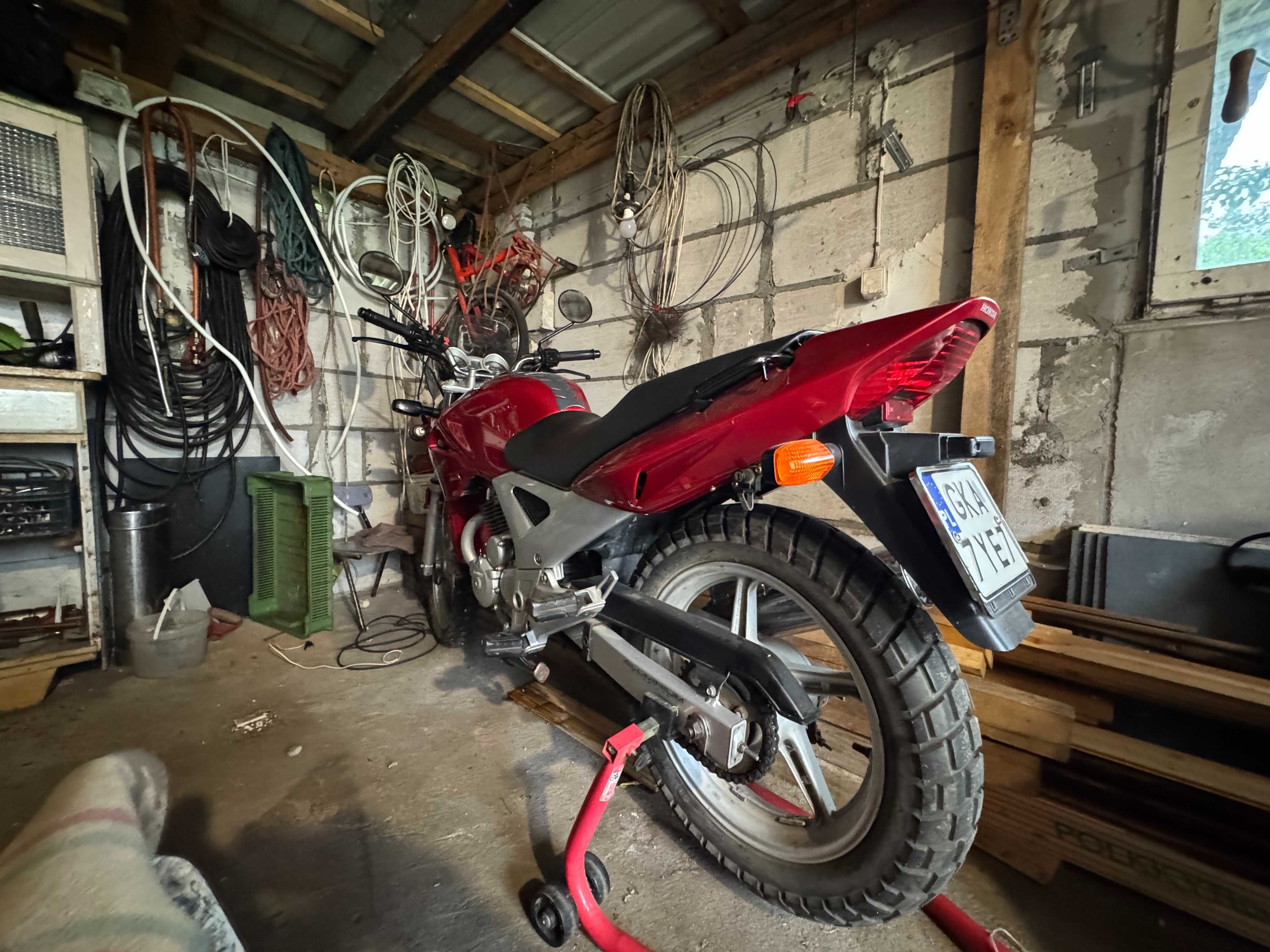 Motocykl Honda CBF250 bardzo szanowany