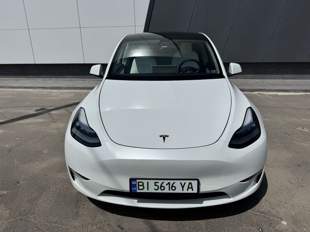Tesla  Model  Y Longe Range 2022
