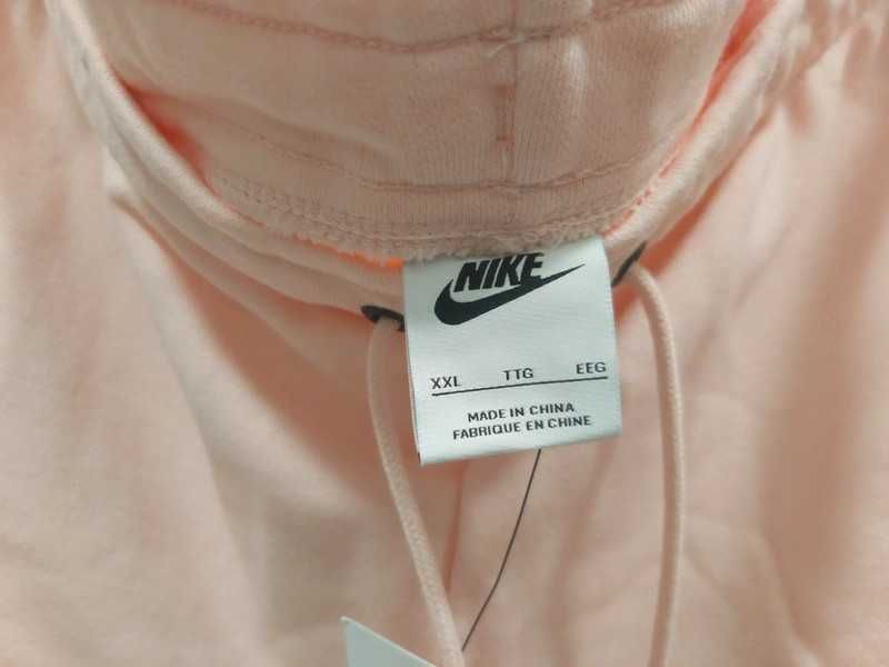 Nike- świetne spodenki XXL nowe