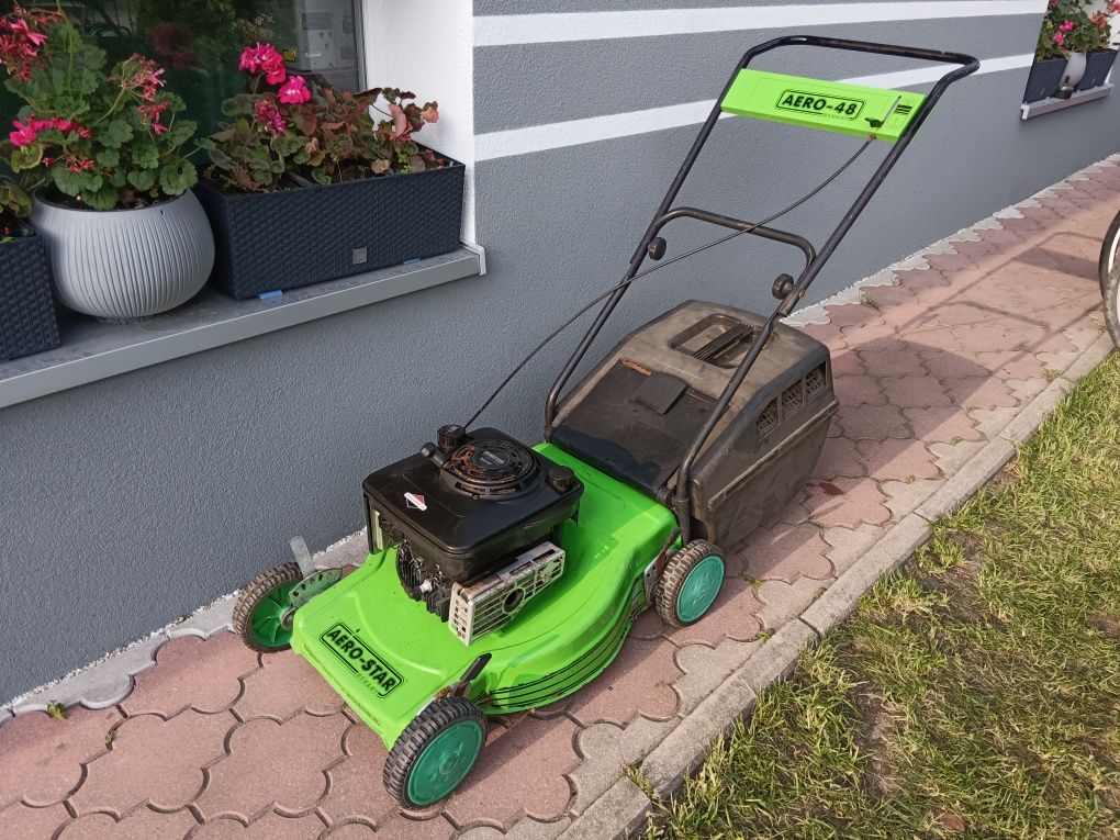 Kosiarka spalinowa Aero Star 48cm 3.5 KM Briggs bez napędu kosz
