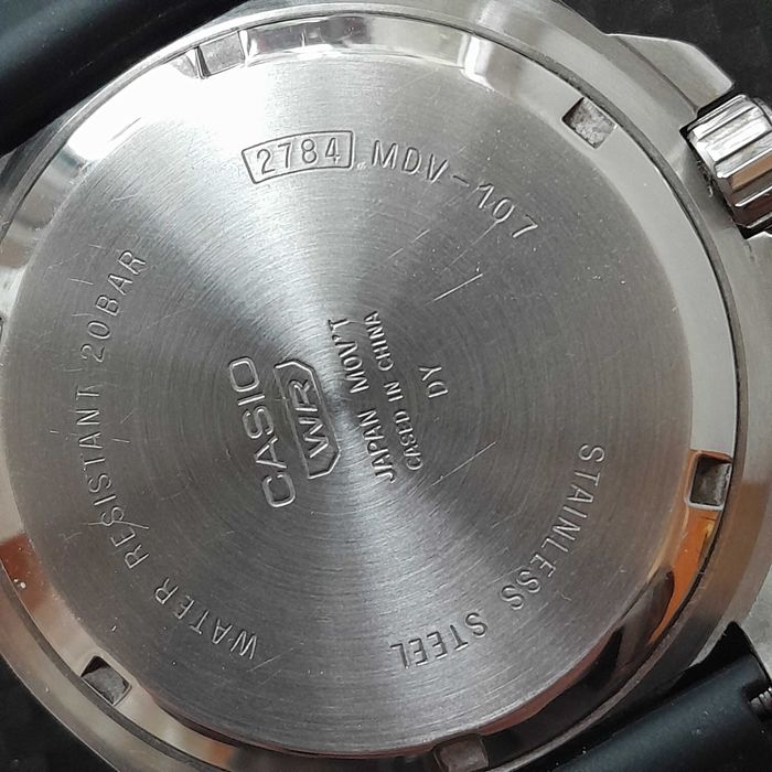 Часы мужские кварцевые Casio MDV-107-1A1VEF