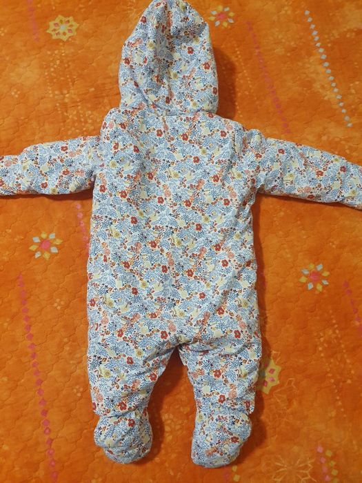 Продам дитячий комбінезон демісезон