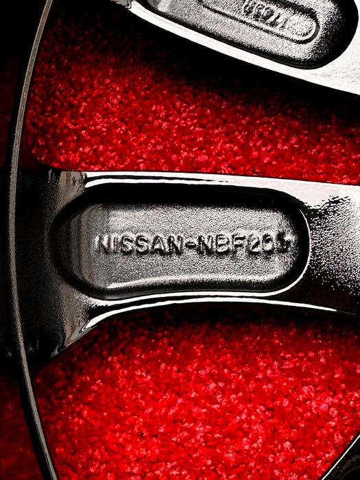 Диски R17 5.114,3 ЕТ47 7J Оригінал Нісан Ліф Жук і20 і30 Меган 3 4