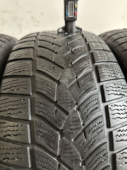 Good Year Ultra Grip Ice Perfomance 225 55r18 зимова