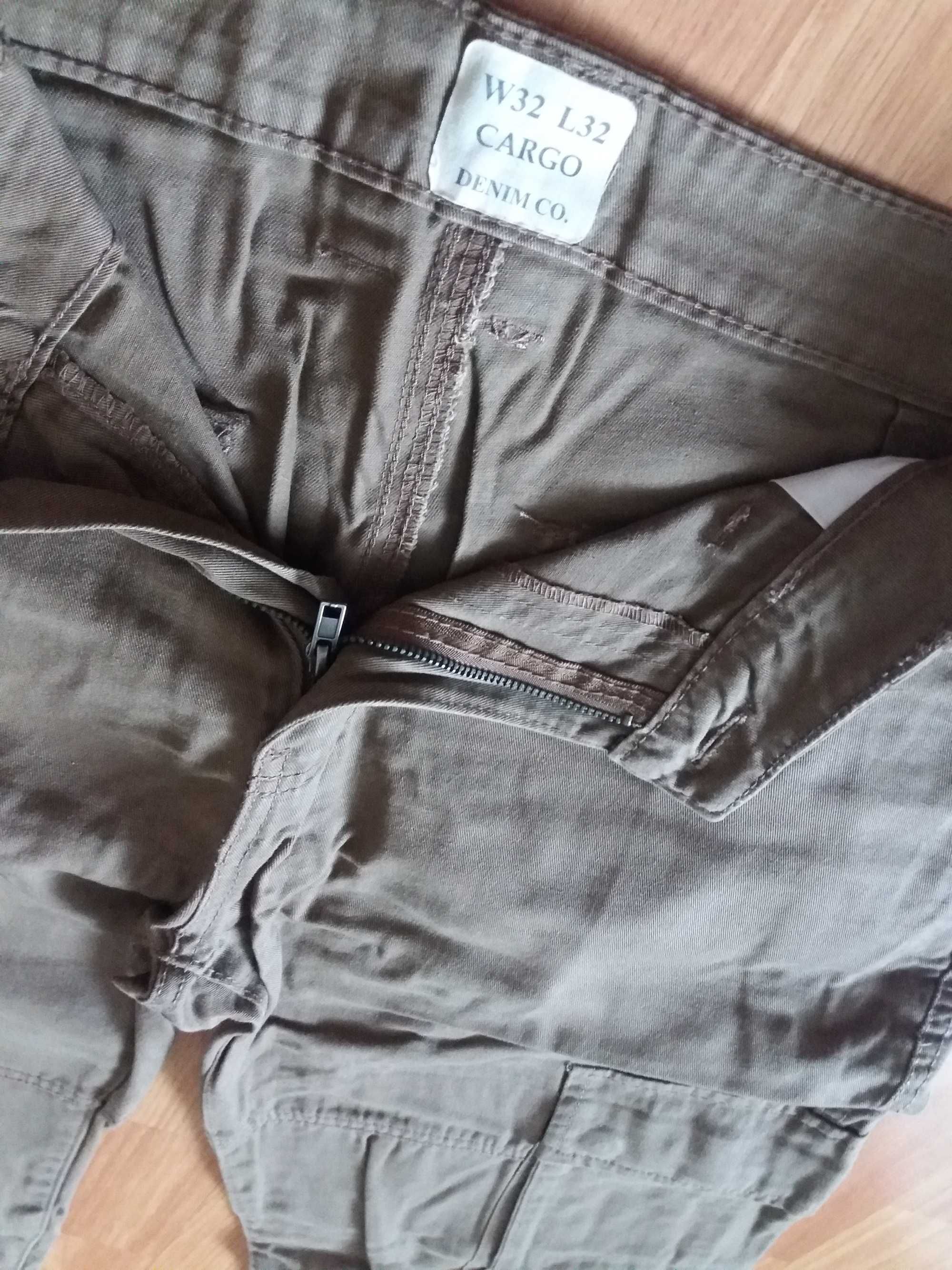 Мілітарі штани хакі Denim Co + slim fit від Reserved