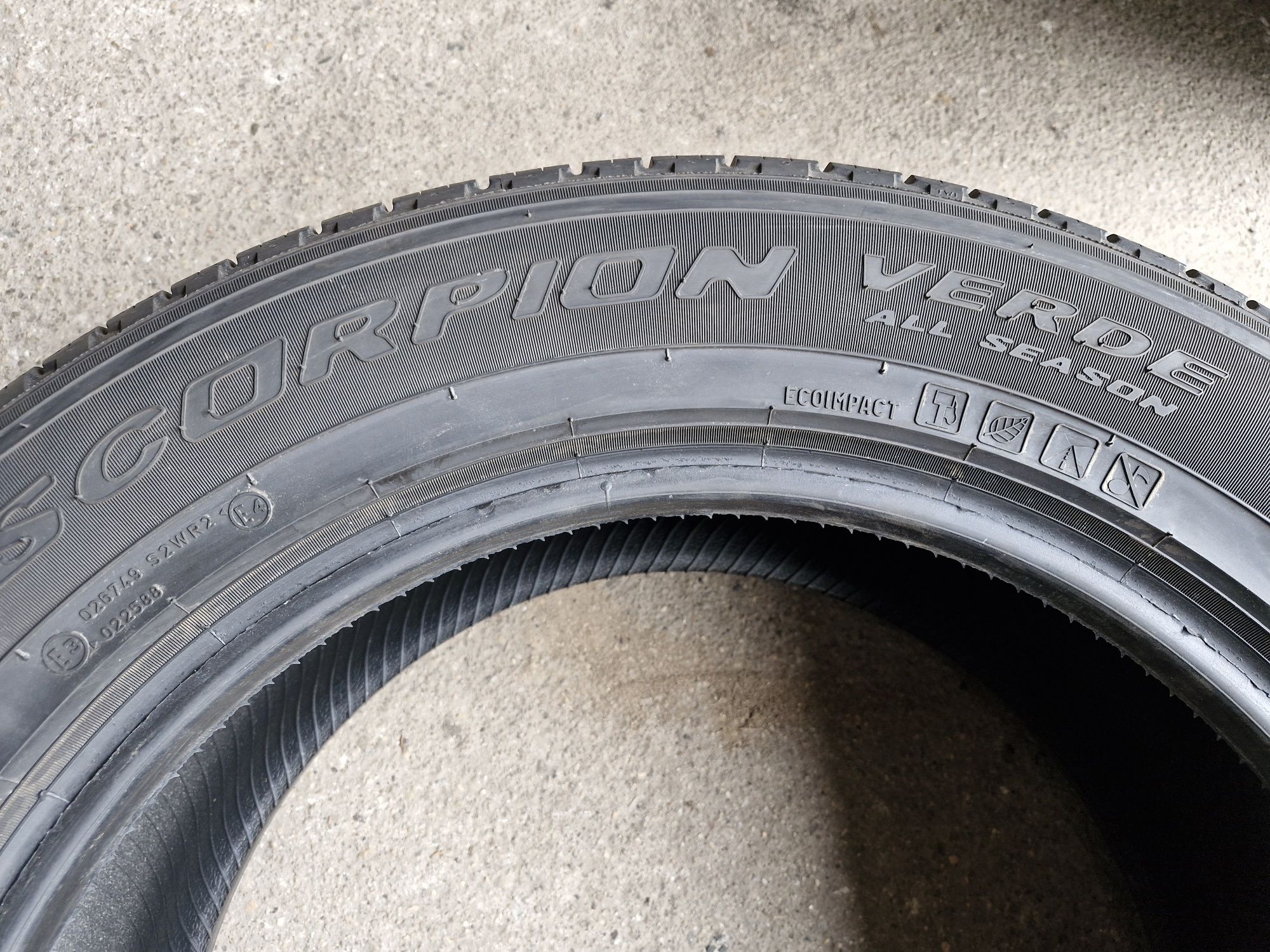 Opony całoroczne 235/60/18 Pirelli