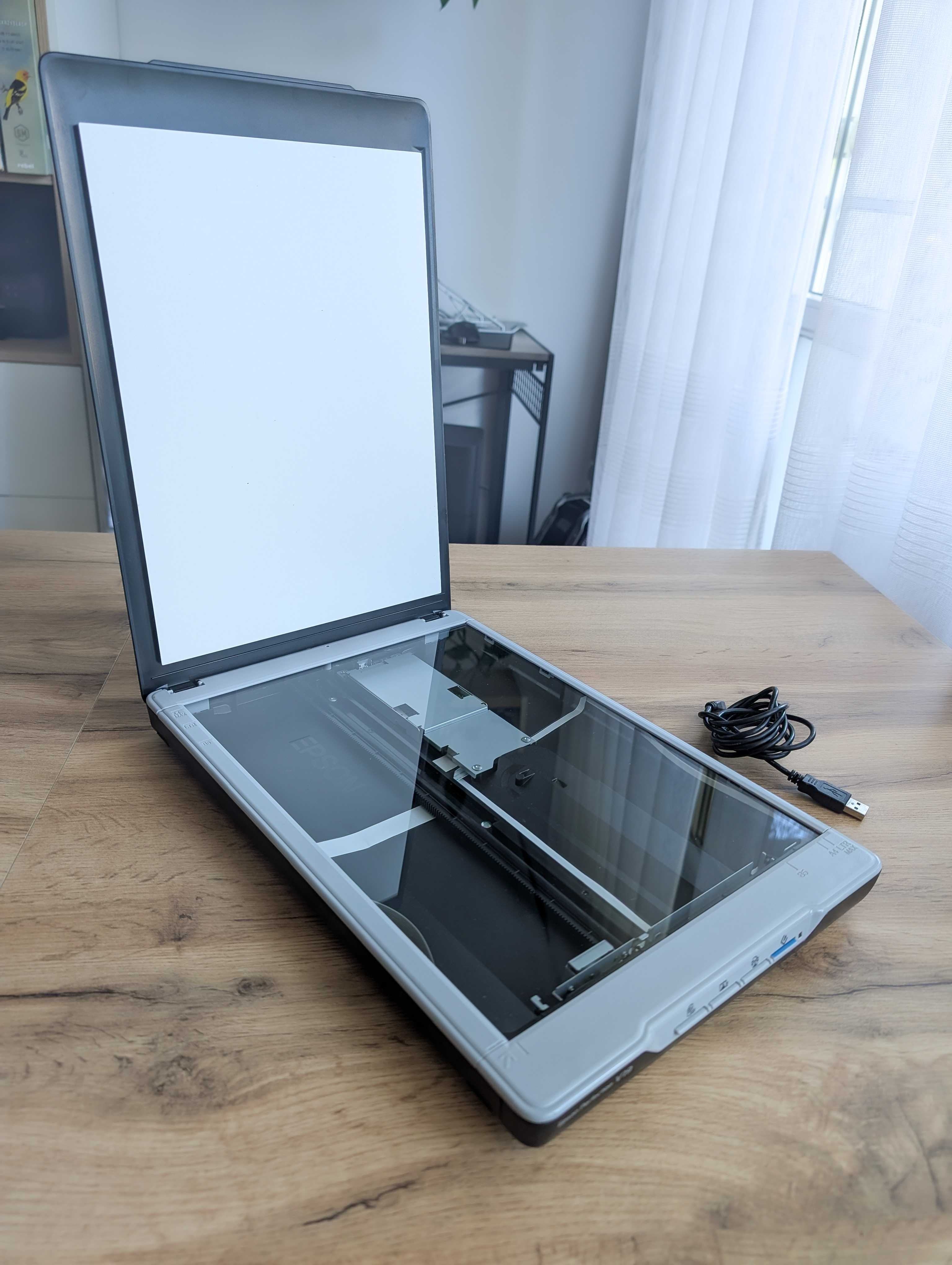 Skaner Epson Perfection V19 - stan idealny