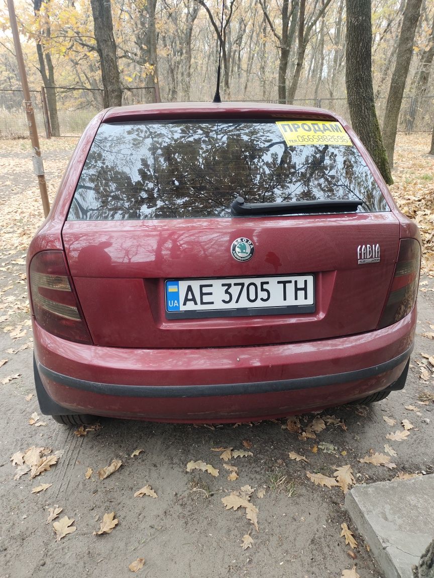 Продам машину Skoda