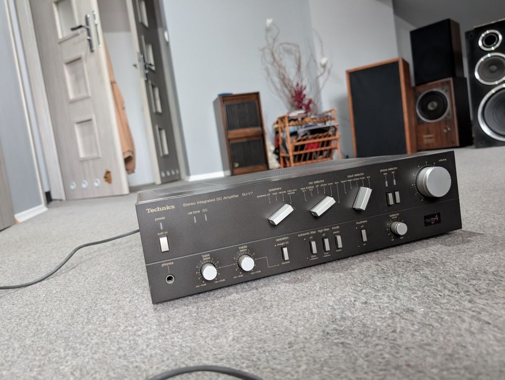 Wzmacniacz Technics su-v7