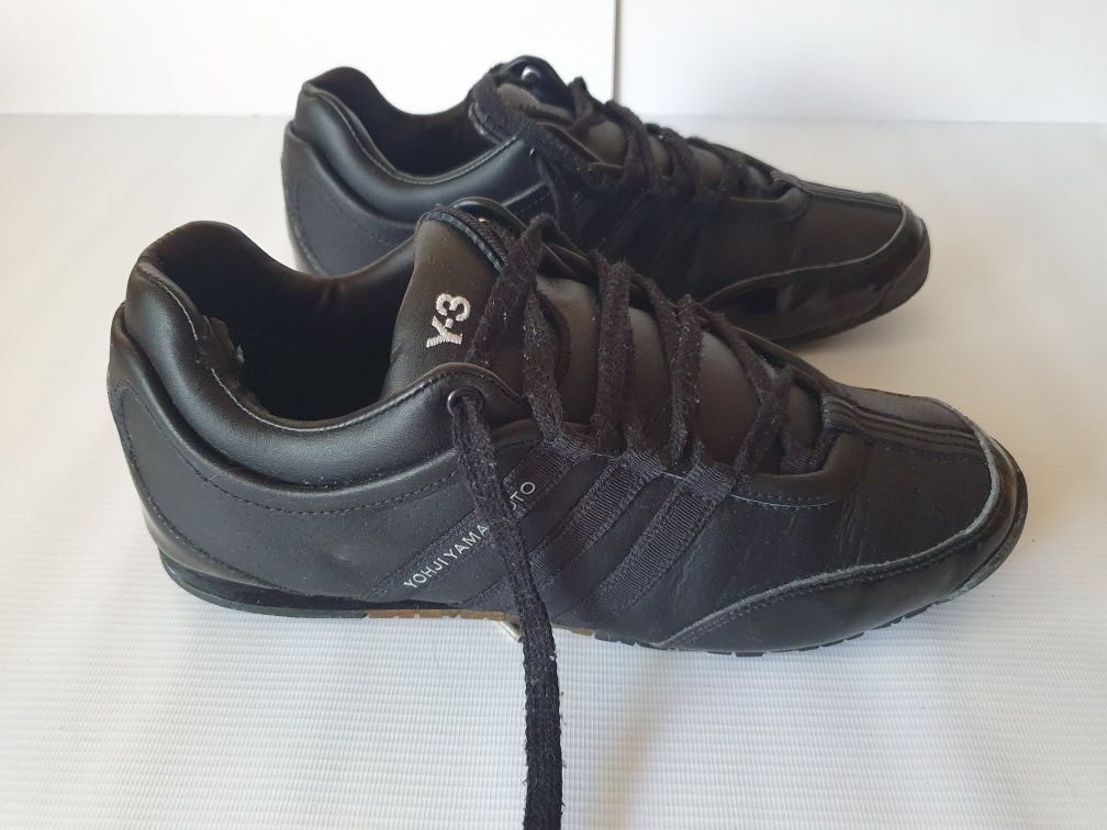 Buty firmy Adidas Y-3 YOHJI YAMAMOTO rozm. 44