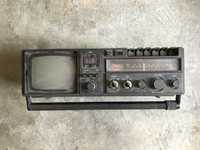 Radio K7 com televisão vintage