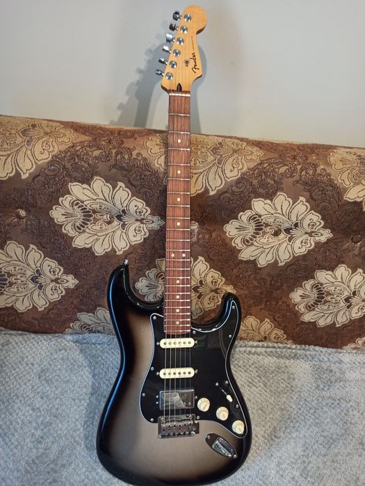 Fender Player Plus Stratocaster SVB