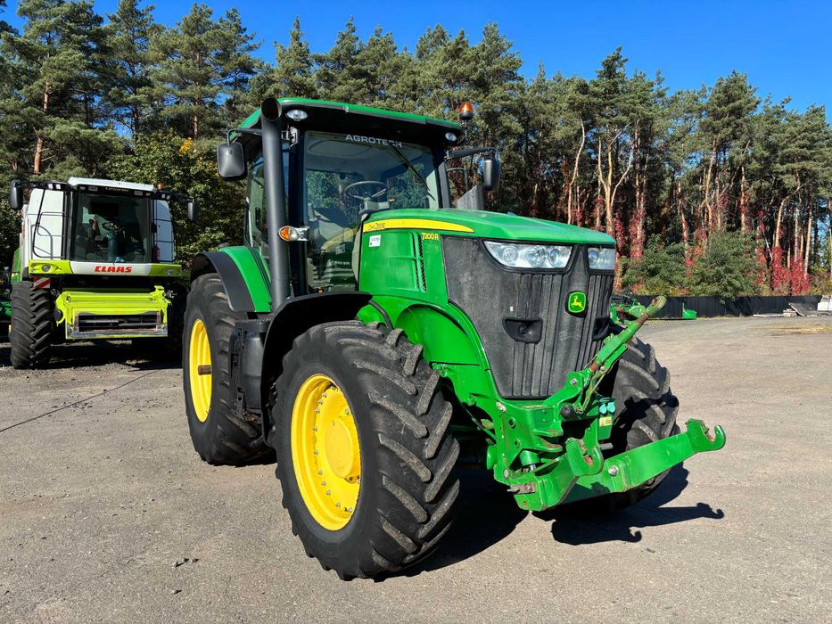 John Deere 7200 R