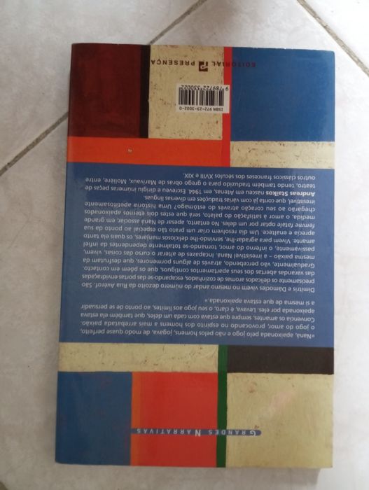 As Ligações Culinárias de Andreas Staīkos da editorial presença