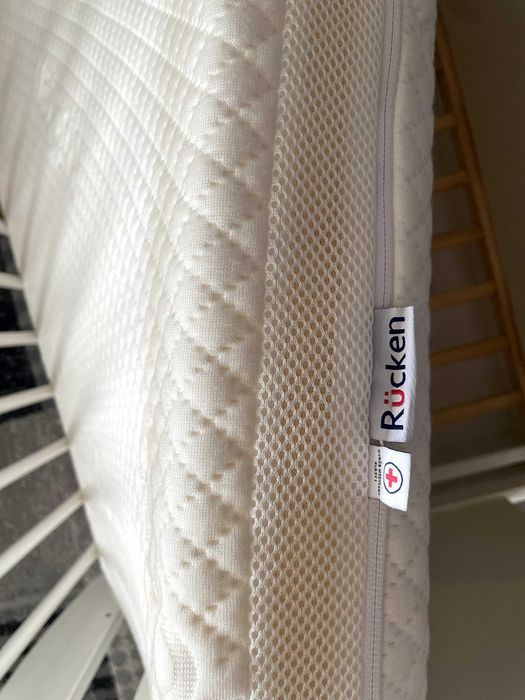 Łóżeczko 120×60 białe z szufladą + materac Rücken Tencel