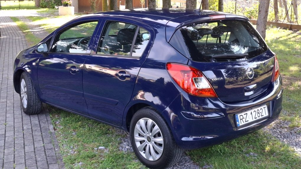 Opel Corsa D 1.3 cdti , Zadbana